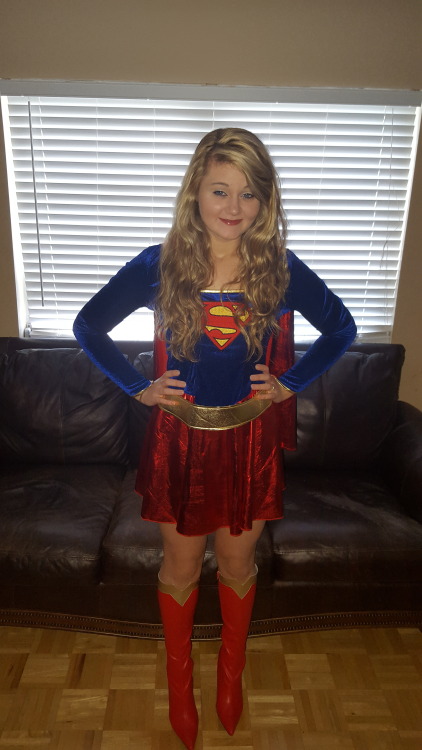 XXX whitneywisconsin:  Super girl #1went all photo