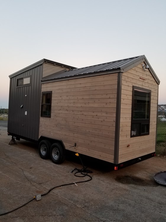 tinyhousecollectiv:  Tiny house for sale in Texas - built by a father and son team,