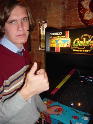 thestrokesdoingthings:Nikolai approves old video games