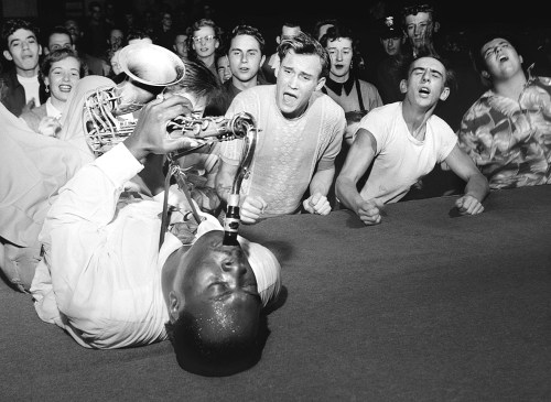 wehadfacesthen: Big Jay McNeely setting the house on fire, Los Angeles, 1951, photo by Bob Willoughb