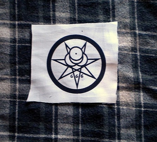 SCREEN PRINTING PART 5 -patch mark of the beast- BUY:             &nbs