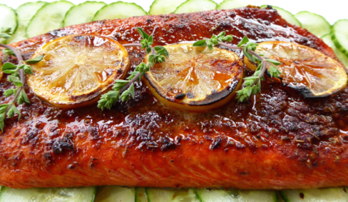 afaerytalelife:Recipes ― Honey Spice Glazed SalmonIngredients —• 1½ teaspoon smoked paprika• 1½ teas