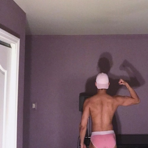 luxuryan:  pink power ✖️💪🏼💕 | ig: r.cg