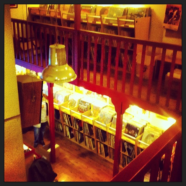 recordbreakin:  #rock&amp;roll #circus #record #shop in #athens #greece quality