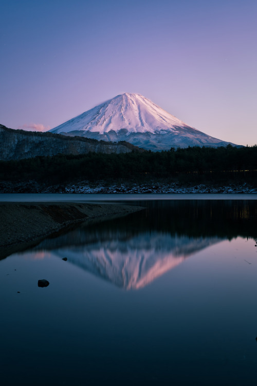 fuckyeahjapanandkorea:The Long Awaited Moment (by Yuga Kurita)