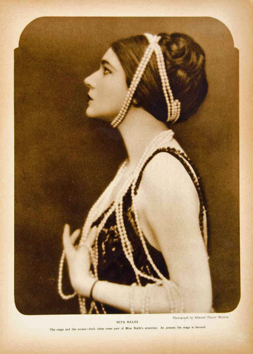 meleeofthemind: sydneyflapper: Nita Naldi, who knew how to rock long 1920s hair! She is wow…s
