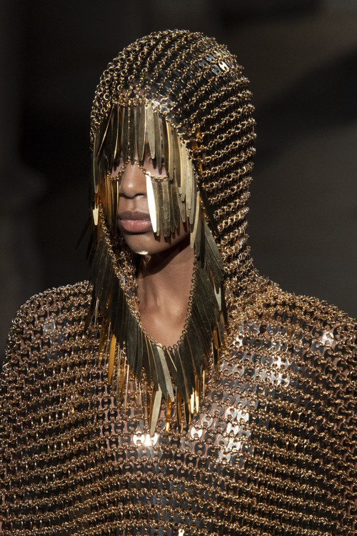 monsieur-j:  Paco Rabanne Fall 2020 Runway Details