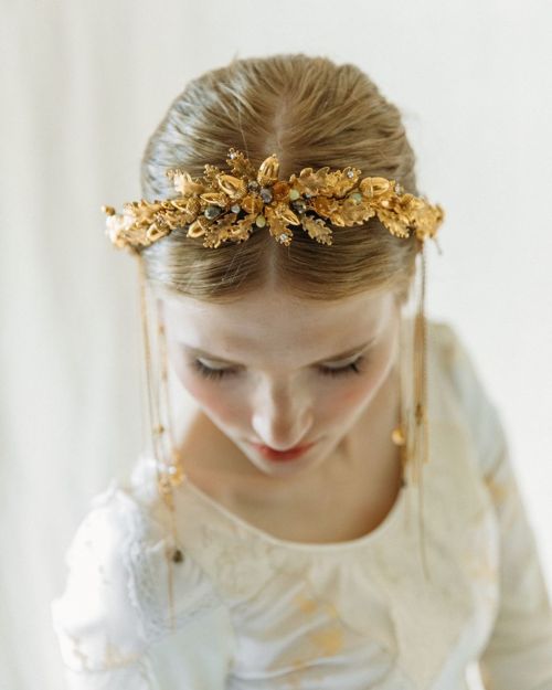 sosuperawesome:Crowns and HeadpiecesErica Elizabeth Design on Etsy