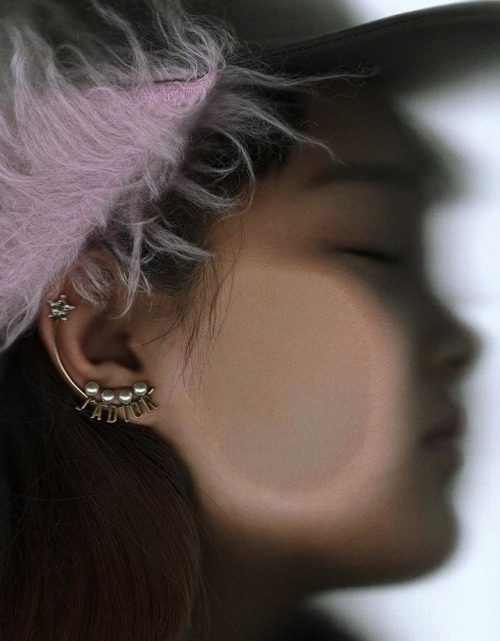 pocmodels:Youn Bomi by Songyi Yoon for W Korea Magazine - September 2019.