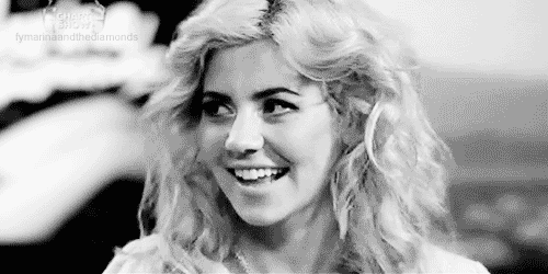 diamondsanddelrey:  popemarina:    Lana Del Rey and Marina and The Diamonds Blog