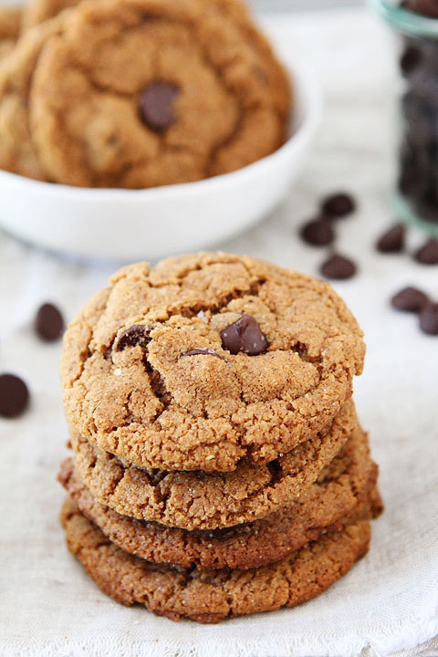 confectionerybliss:  Flourless Almond Butter Chocolate Chip CookiesSource: Two Peas And Their Pod
