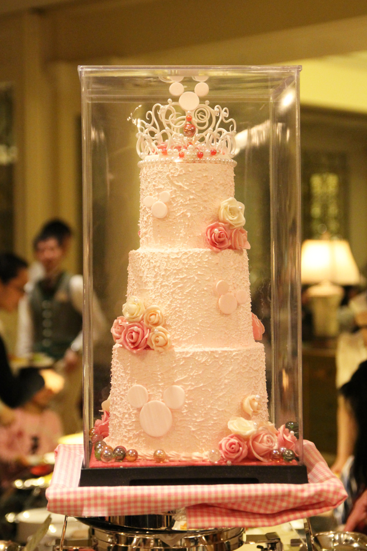 icecreamlucy:  Tokyo Disneyland Hotel : Sherwoodgarden Restaurant 