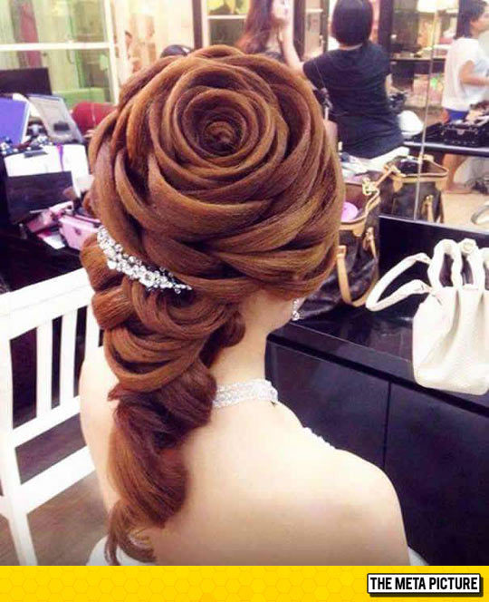 srsfunny:  Rose Hairhttp://srsfunny.tumblr.com/ 