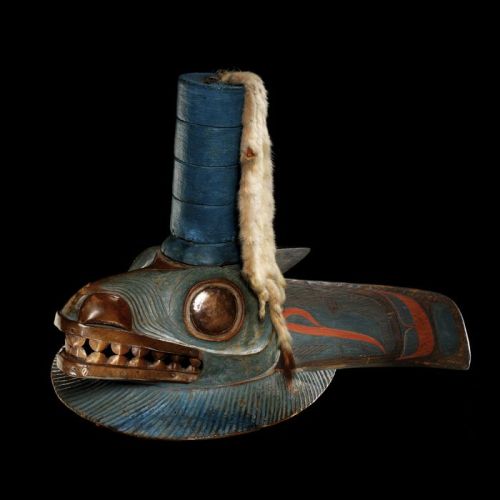 virtual-artifacts:“Galk” -  War helmet representing a grizzly bear, circa 1870 British C