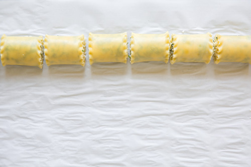 nicolezai:  do-not-touch-my-food:  Spinach Four Cheese Lasagna Roll Ups  Yes 