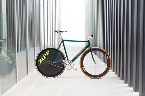 davewellbeloved: Very nice (via Icelandic Green Machine - PEDAL Consumption)