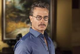 lasfloresdemay0:  mexicanayque:  you know the novela is about to be good af when
