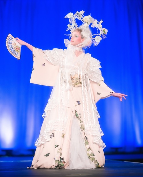 Kimono Show at Anime North 2019: Princesses in Virtual Worlds Model: Liung Photographer: L