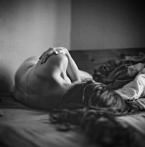 theworldofmattandtaylor: eyes-forever-blue:  ~thoughts of you~ 💙💋💙   Sweet dreams <3 xoxoxo   ;)