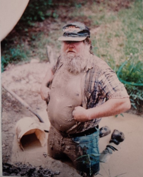 dirtydave64: Awww,geez…Daddy’s got in to the mudhole again, just when he said he was go