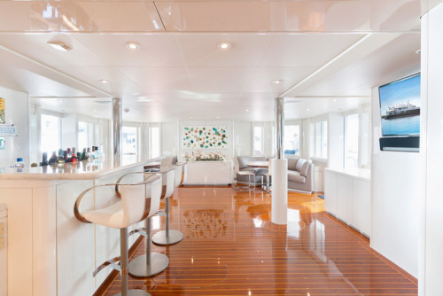 She’s A 10 Yacht Is What Sailing Dreams Are Made OfFew things are as pleasant as exploring the