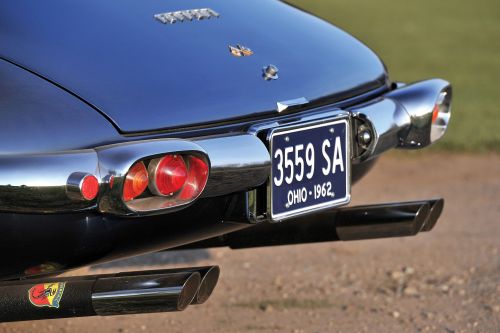 radicalclassics:  Ferrari 400 Superamerica - see more pictures and read the whole story at: www.radical-mag.com   also kind of - erotic photography?