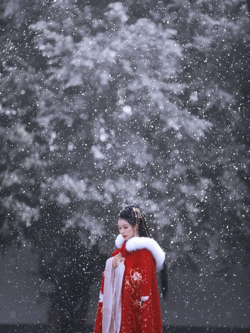 When Hanfu meets snow scenefrom:美人赋