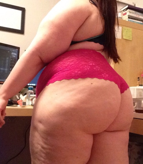 positivelyfat: Booty obsessed