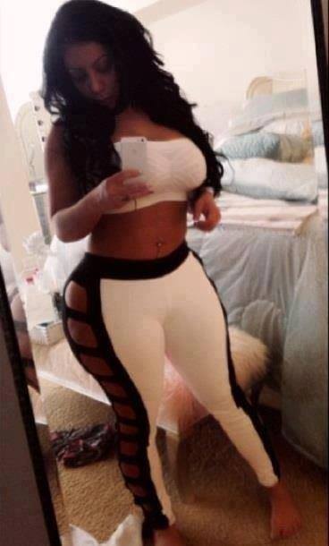 thickleggz:  Click here for more Thick Leggz.    Submit your Leggz HERE!