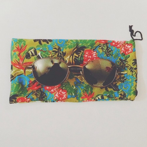 液！新墨镜#cute#glasses#gallery#ig_asia#beautiful#summer#floral#sunglasses#vsco#vscocam#nice#chinese#inst