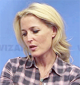 iheartcate:  Gillian Anderson being cute in flannel  