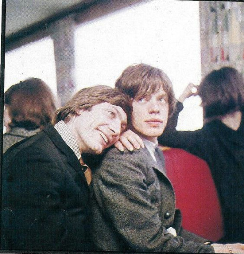 Rolling Stones Ship Tournament - Round 1
