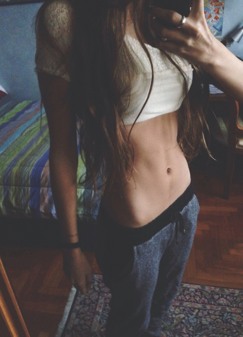 beautifulpoisonedbones: