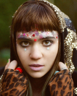 kerosene-666:  grimes<3 