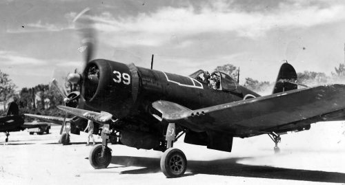 wwii-warbirds:    Vought F4U Corsair #39 RNZAF Bougainville 1945    Yesss Corsair! My favorite WW2 aircraft 