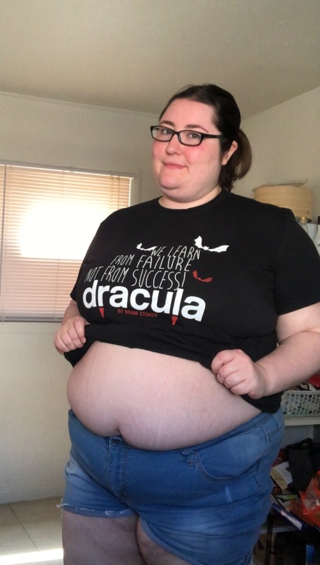 thegoodhausfrau:Why yes, it could use some attention. I’d love to give you some
