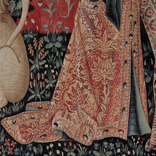 oldfashionedvillain:“The elements that populate the Gobelins ‘Mille-Fleurs’ tapestries and the famou