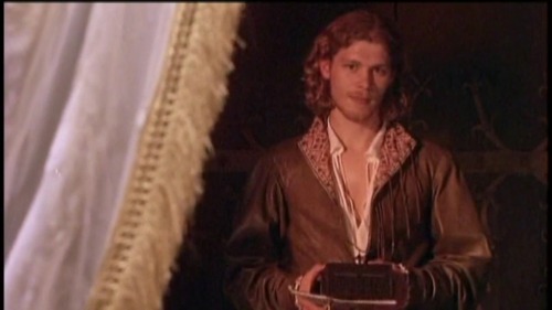 demivampirew:Joseph Morgan looks fine as wine as Thomas Culpeperin Henry VIII (2003)