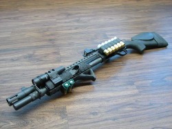 seckla13:  manlythings:  Seeing a lot of people rocking the AFG and handstop combo… I’d like to try it out.   so tactical’d