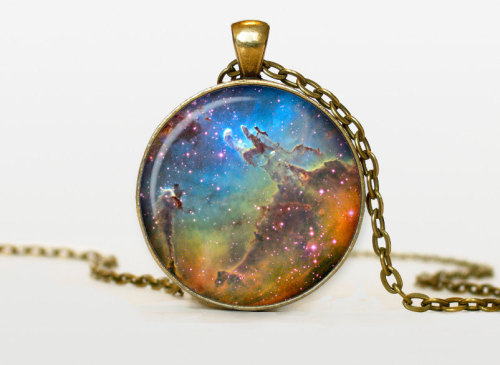 culturenlifestyle:Nebula and Galaxy Inspired Pendants Texas-based shop ThePendantIsland constructs handmade vintage pendants (previously featured here), which pay homage to a variety of themes, including astrophotography. The otherworldly pendants feature