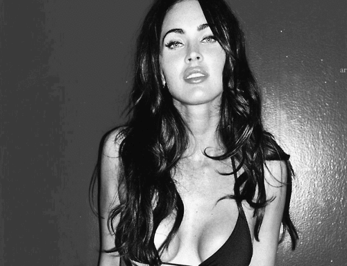 prostoooi:  OMG! Megan Fox:***
