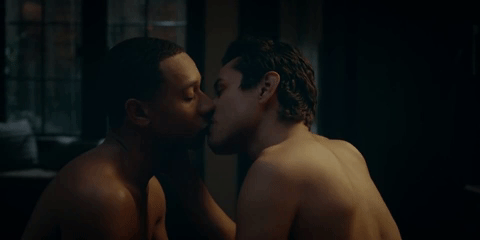sayittothemasses:Lionel & Wesley | Kiss 2