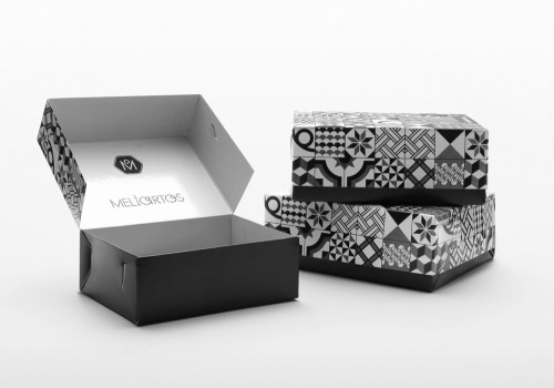 Kanella Smart monochromatic branding and packaging design for a contemporary Athenian bakery.