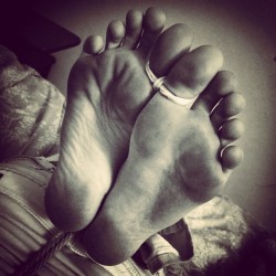 drclifffuxtable:  #Instant110 #feet #Füße #foot #softfeet #teenfeet #soles #hippiefeet #higharches #youngfeet #youngsoles #fetish #toes #teensoles #girlfeet #footmodel #instafeet #igfeet #softfeet #pezinhos #zehen #longtoes #cutefeet #bondage #tied