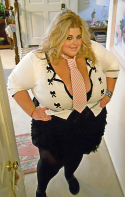 Plus-Size-Perfection:  Tiffany Kaelin