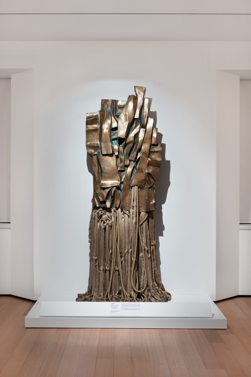 Barbara Chase-Riboud created this monumental sculpture by combining angled bronze forms with bundles