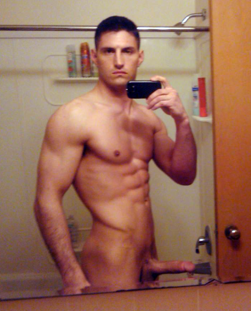 boinkmedead:  Would fuck him in a heartbeat. 