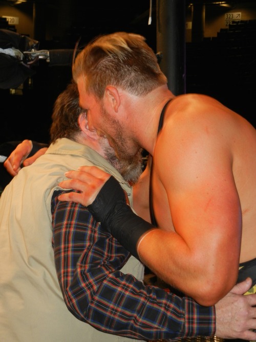 puruszigglersexus:  rwfan11:  jkriver:  Few random pictures from WWE Springfield 5.31.14  …..the first pic alone earns this a reblog! :-) …..that ass wants OUT!  Wys 