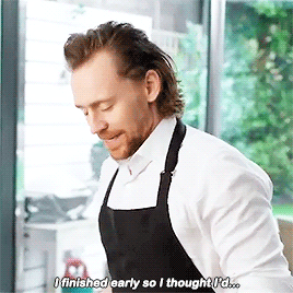 t-hiddles:Oh look, a fanfic coming to life.