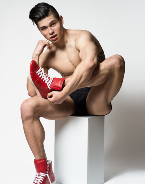 hunkxtwink:  Krit McClean - British Thai New York based model Hunkxtwink - More in my archive 